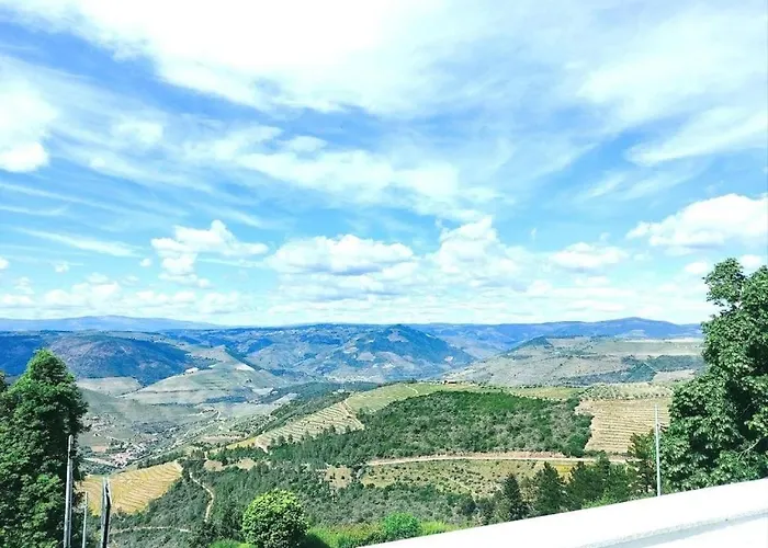 Douro Valley Private Terrace & Lounge شقة بلدية آرمامار